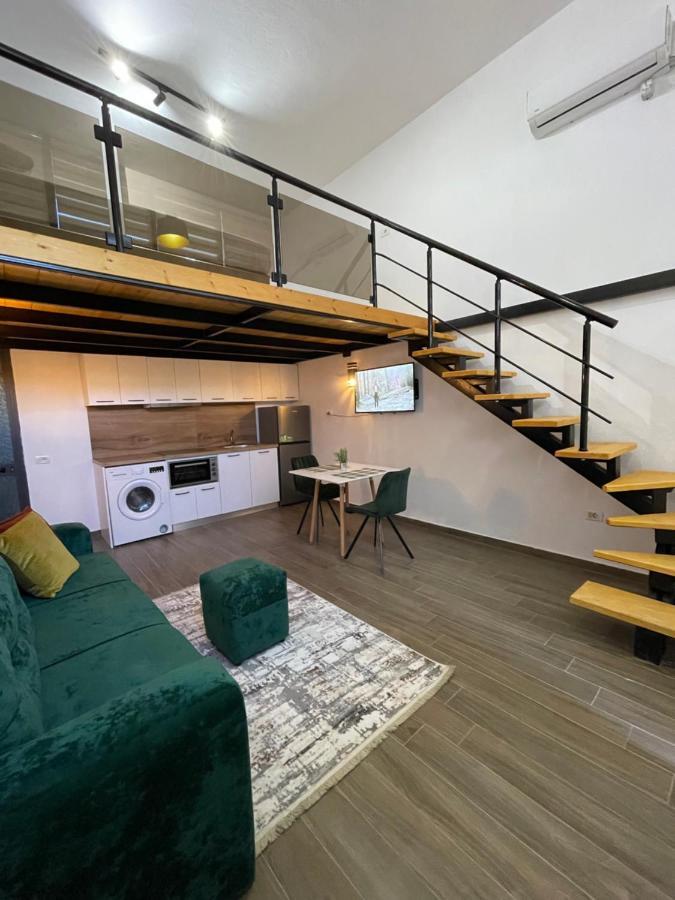 D&E Apartaments Тирана Екстериор снимка