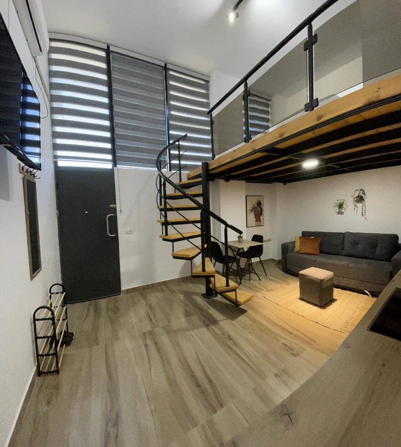 D&E Apartaments Тирана Екстериор снимка